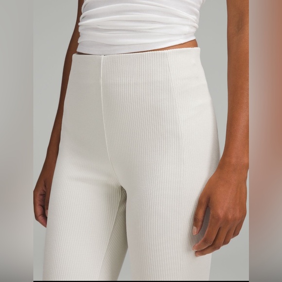 NWT- Lululemon Ribbed Softstreme Zip-Leg HR Crop 25" in white, size 10. - Picture 5 of 10